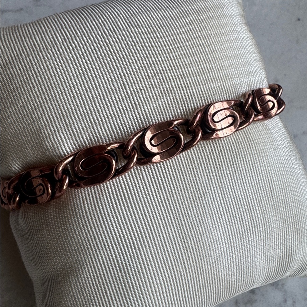 Pure Heavy Copper Scroll Bracelet 9 in with Sister Clasp